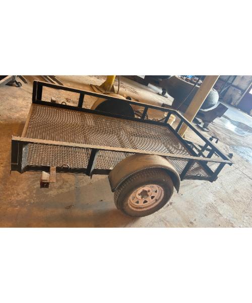 2008 5' x 8' Utility Trailer - Image 2